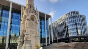 What Is the Best Way to Experience the Edinburgh Central Youth Hostel (2)