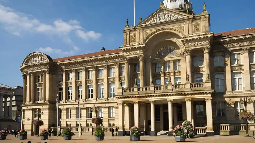Explore Birmingham Museums and Cultural Attractions – Birmingham City Centre