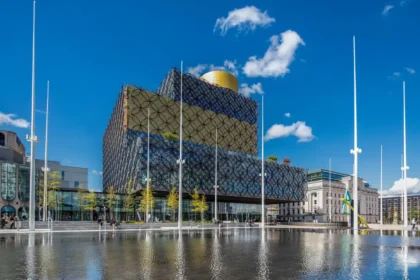 How to Explore Birmingham’s Thriving Arts and Creative Scene