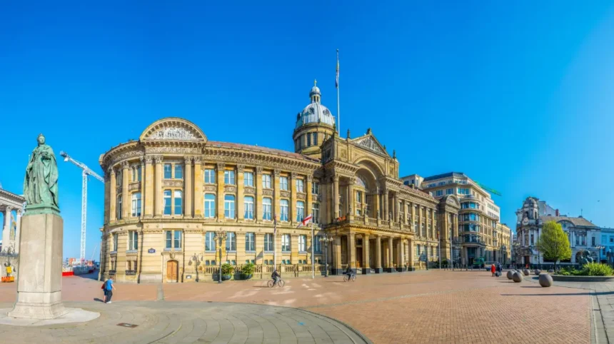 Top Art Galleries and Creative Experiences to Enjoy Birmingham